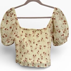 American Eagle 100% Cotton Cream & Red Floral Smocked Top - Size XS (oversized)